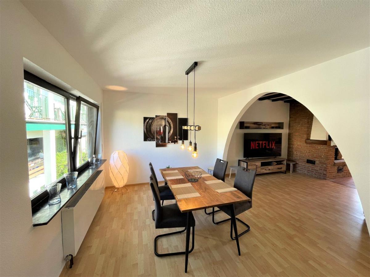 Traumaussicht Kamin Balkon Burgblick 65 Zoll Tv Netflix Sky Joyn Lindenplatz Daire Bullay Dış mekan fotoğraf